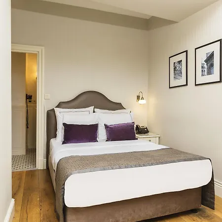 Meroddi Galata Mansion 3*