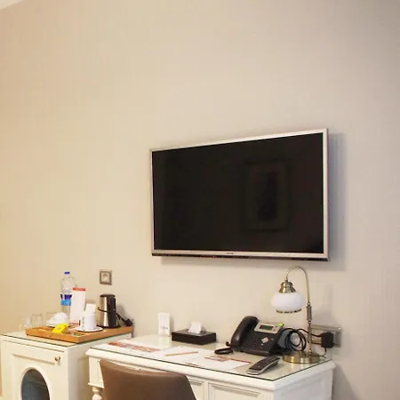 Meroddi Galata Mansion Стамбул