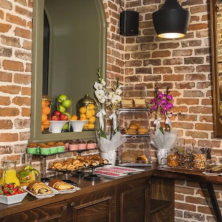 Meroddi Galata Mansion 3*