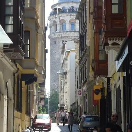 Meroddi Galata Mansion Стамбул