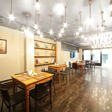 Отель Meroddi Galata Mansion Стамбул