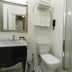 Отель Meroddi Galata Mansion Стамбул