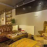 Отель Meroddi Galata Mansion Стамбул