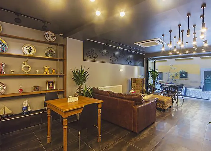 Meroddi Galata Mansion Istanbul